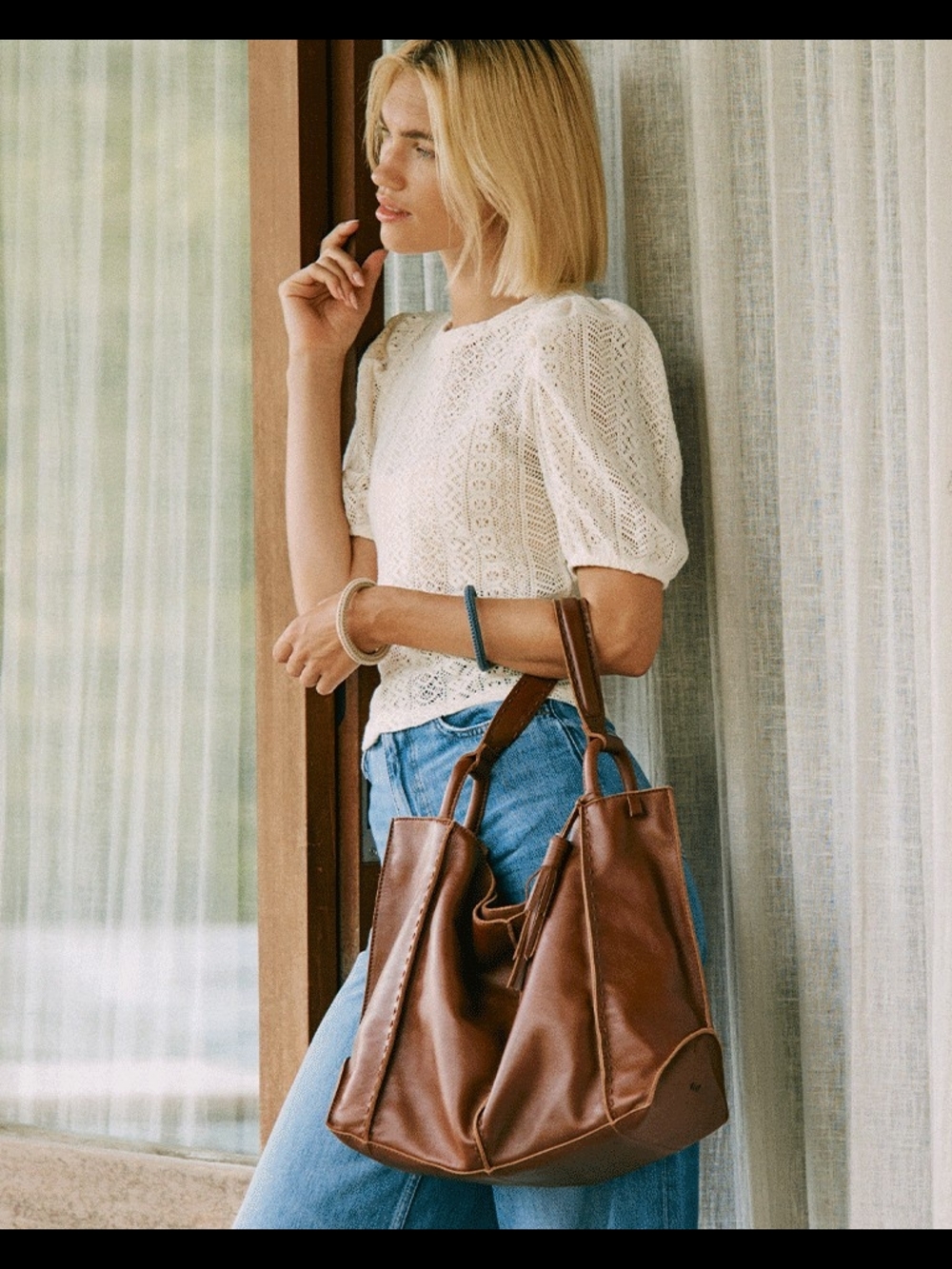 The Sak Los Feliz Large Leather Tote Whiskey Leather - Picture 3 of 8
